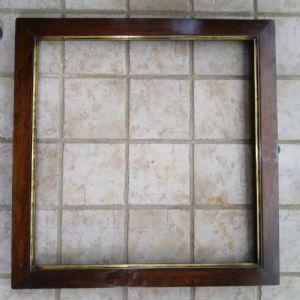 Cornice in noce con filetto in ottone Lombardia I° XIX° sec. luce cm.50 x 50